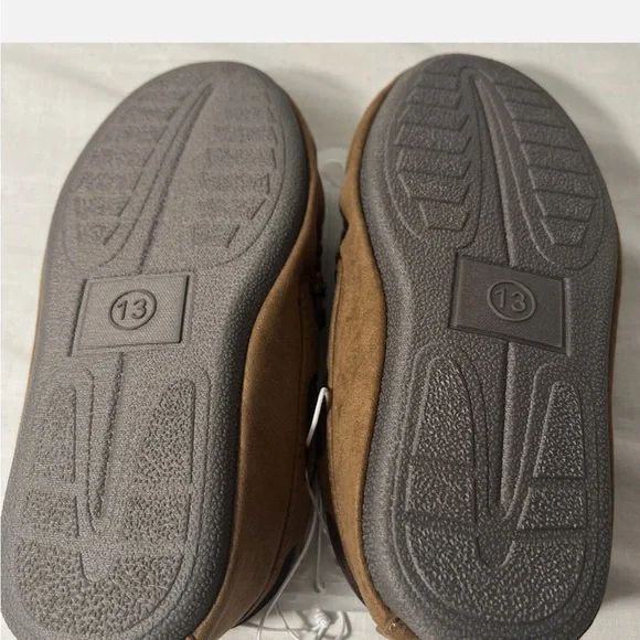 NWT Cat and Jack slippers youth size 13 - Picture 10 of 10